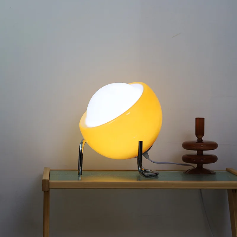 Bauhaus Medieval Lamp B - Image 2