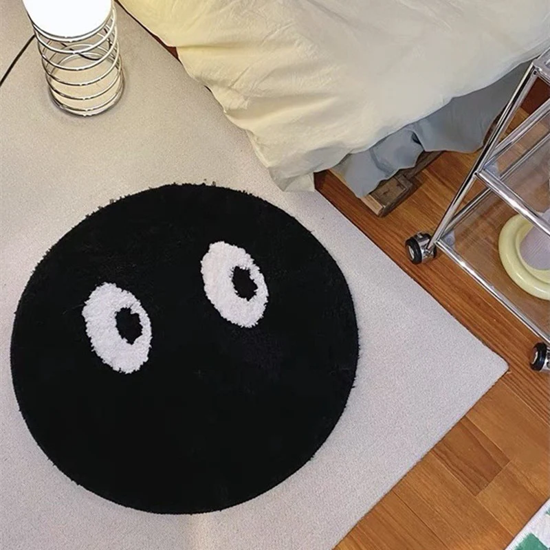 Black Eye Rug - Image 4