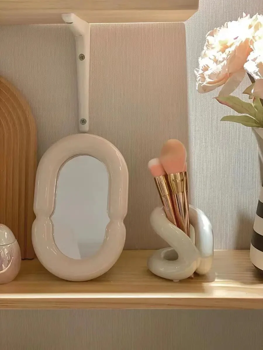 Ceramic toothbrush  holder - Image 13