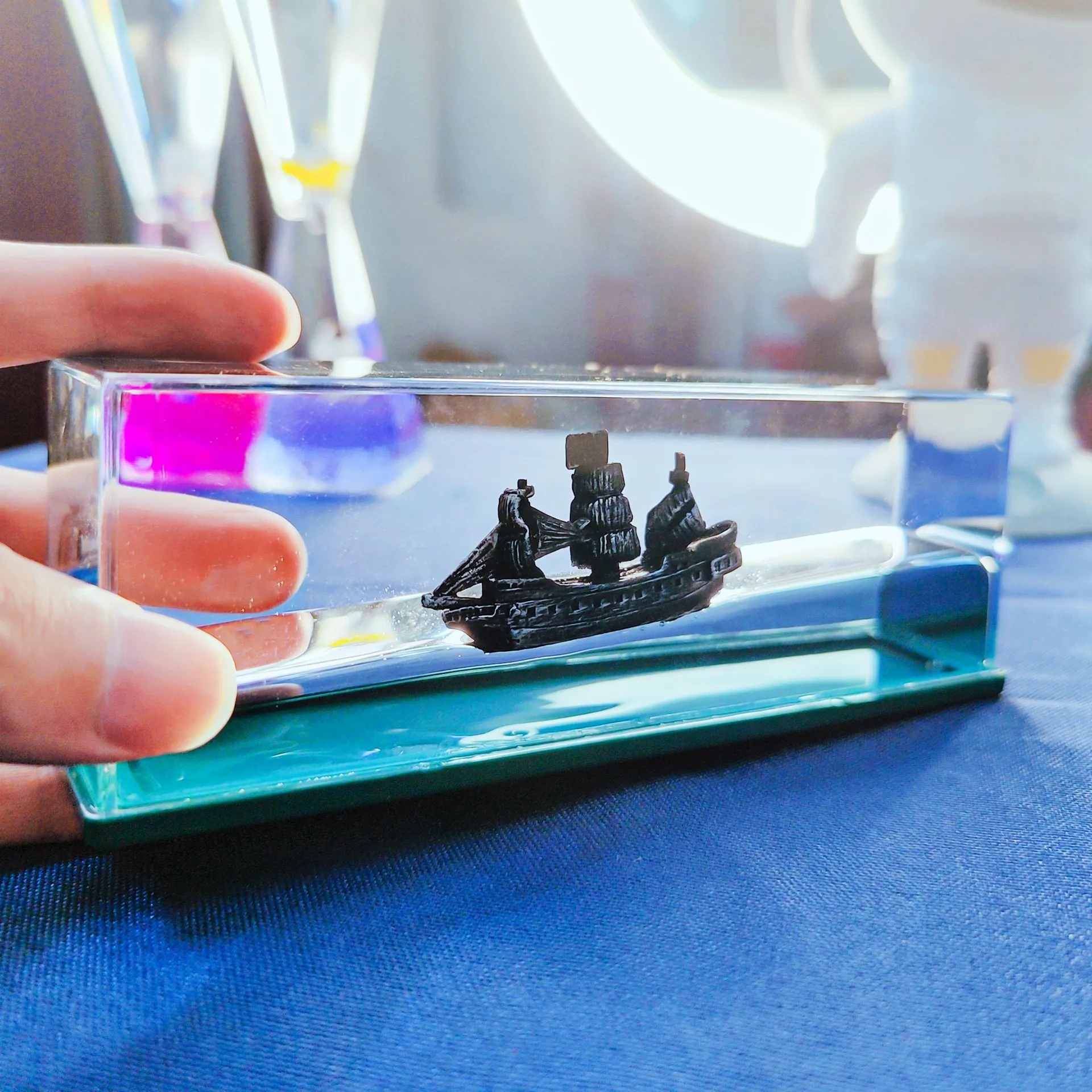 Cruise Ship Fluid Art Decor - Image 3