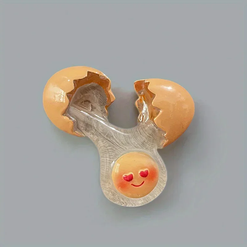 Egg magnetic fiigurines - Image 9