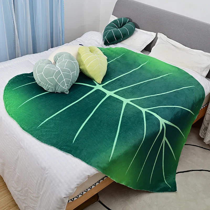 Giant Leaf Blanket - Image 17