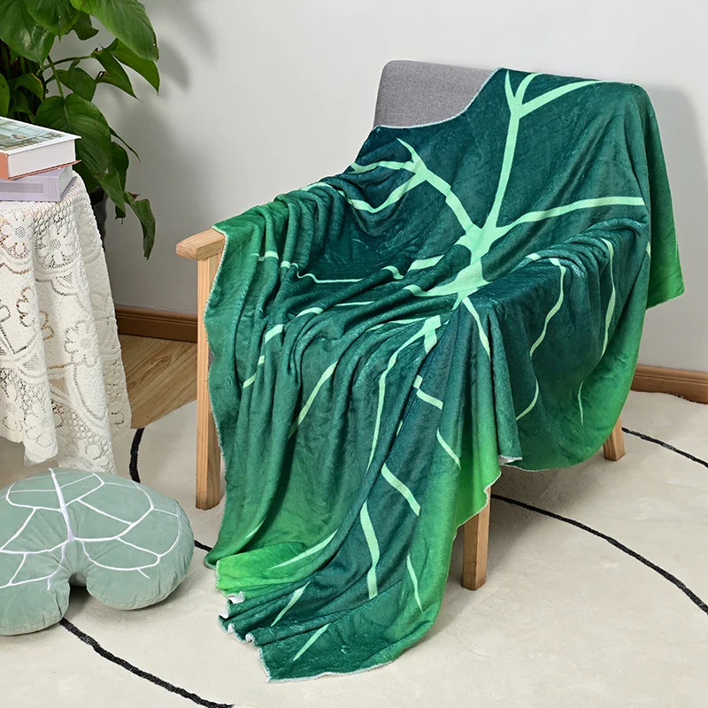 Giant Leaf Blanket - Image 19