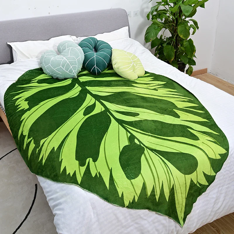 Giant Leaf Blanket - Image 21