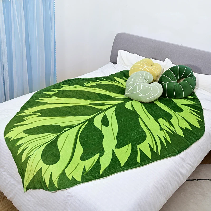 Giant Leaf Blanket - Image 22