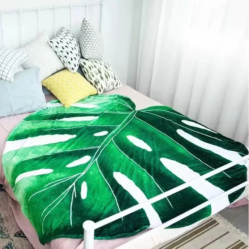 Giant Leaf Blanket - Image 7
