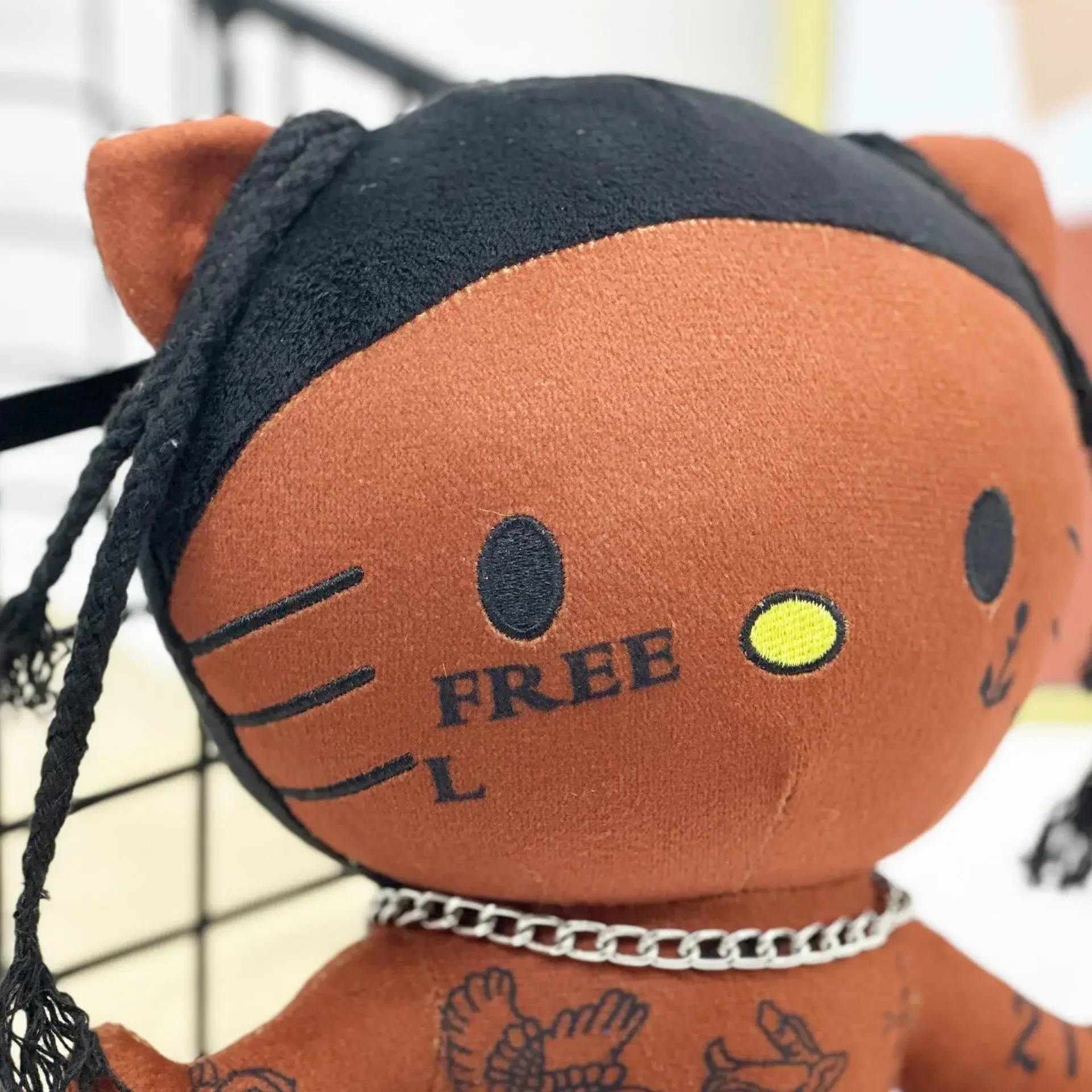 Hello Kitty Artist Rap Plushies - Image 16