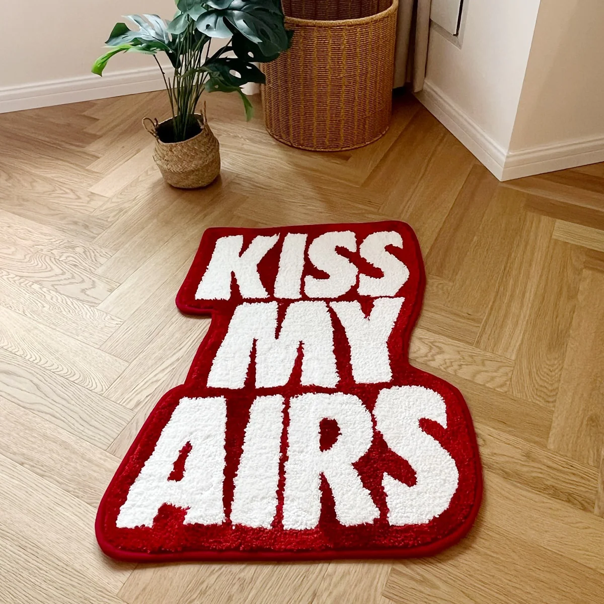 Kiss My Airs Rug Tufted - Image 3