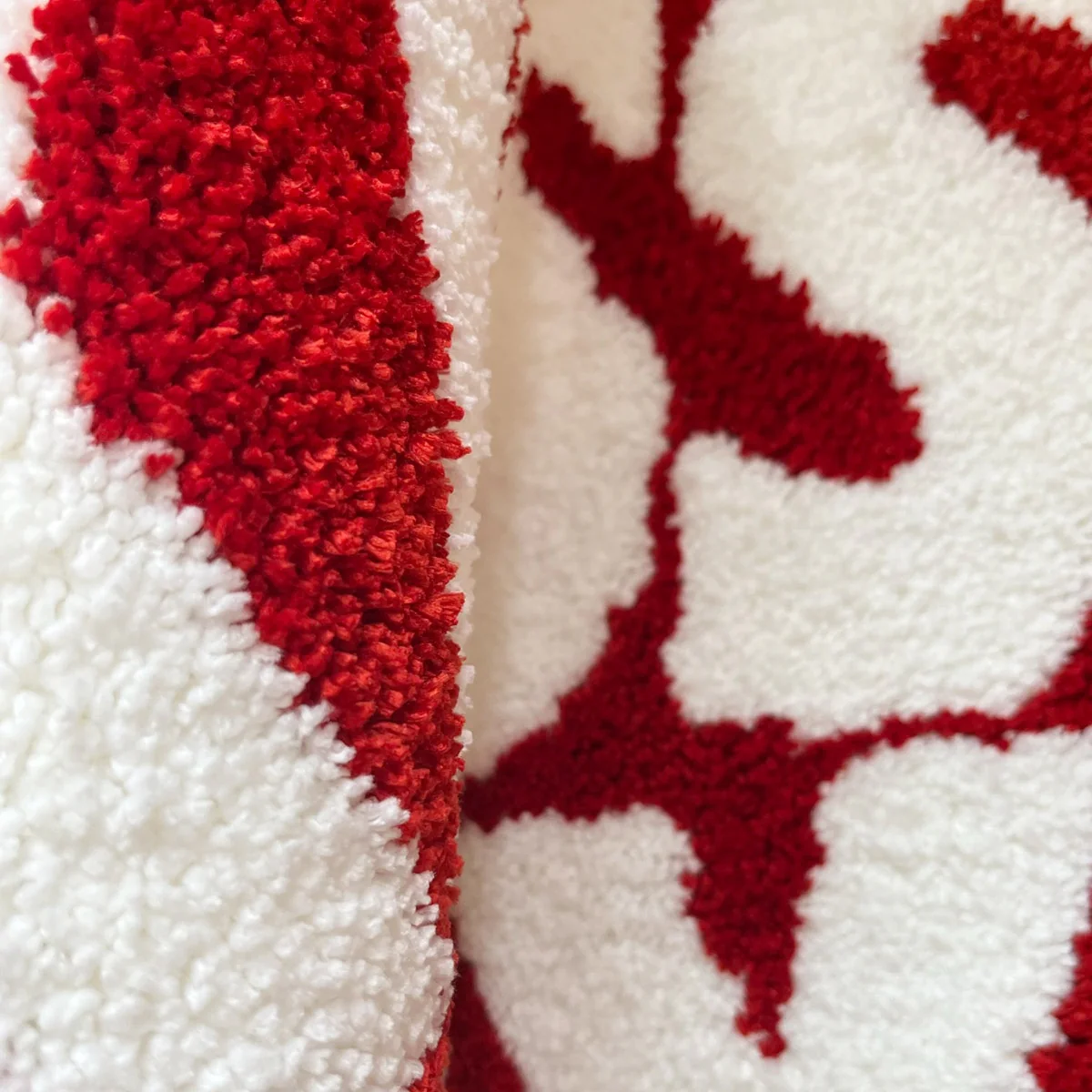 Kiss My Airs Rug Tufted - Image 4
