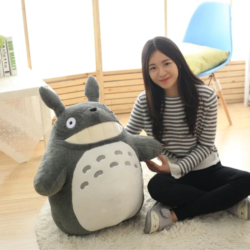 Leaf Totoro Plushie - Image 2