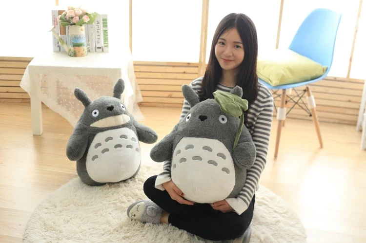 Leaf Totoro Plushie - Image 5
