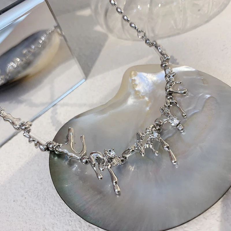 Metal Waterdrop Shape Necklaces - Image 4
