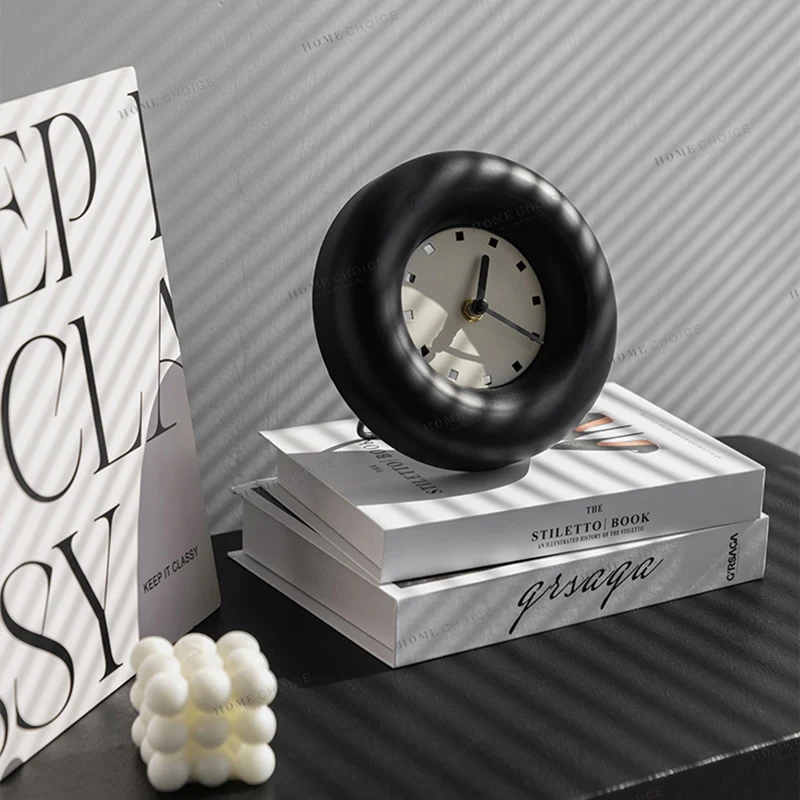 Nordic Round Clock - Image 4