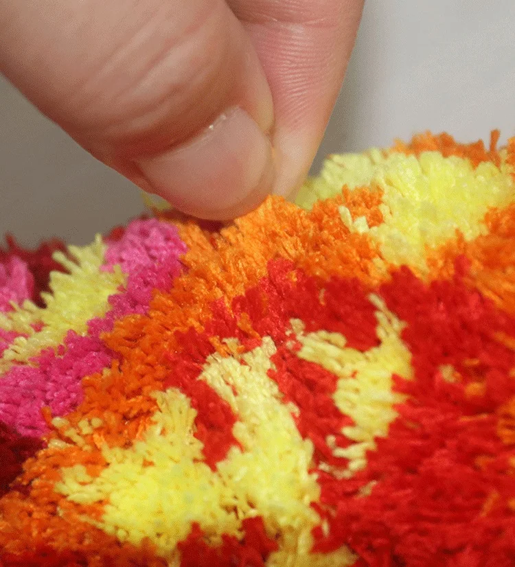 Red Hibiscus Flower Rug - Image 7