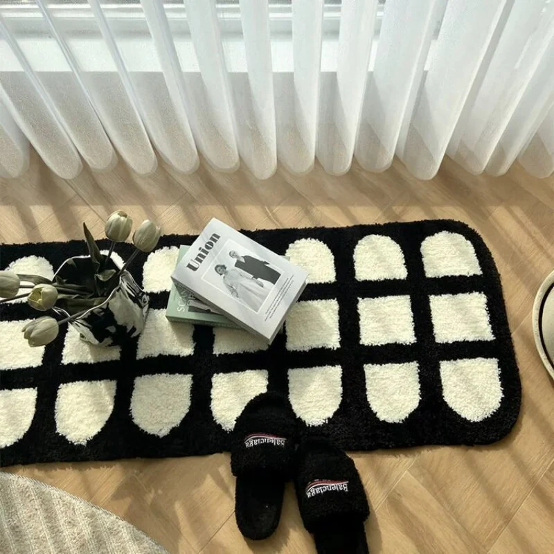 Retro Bedside Rug - Image 2