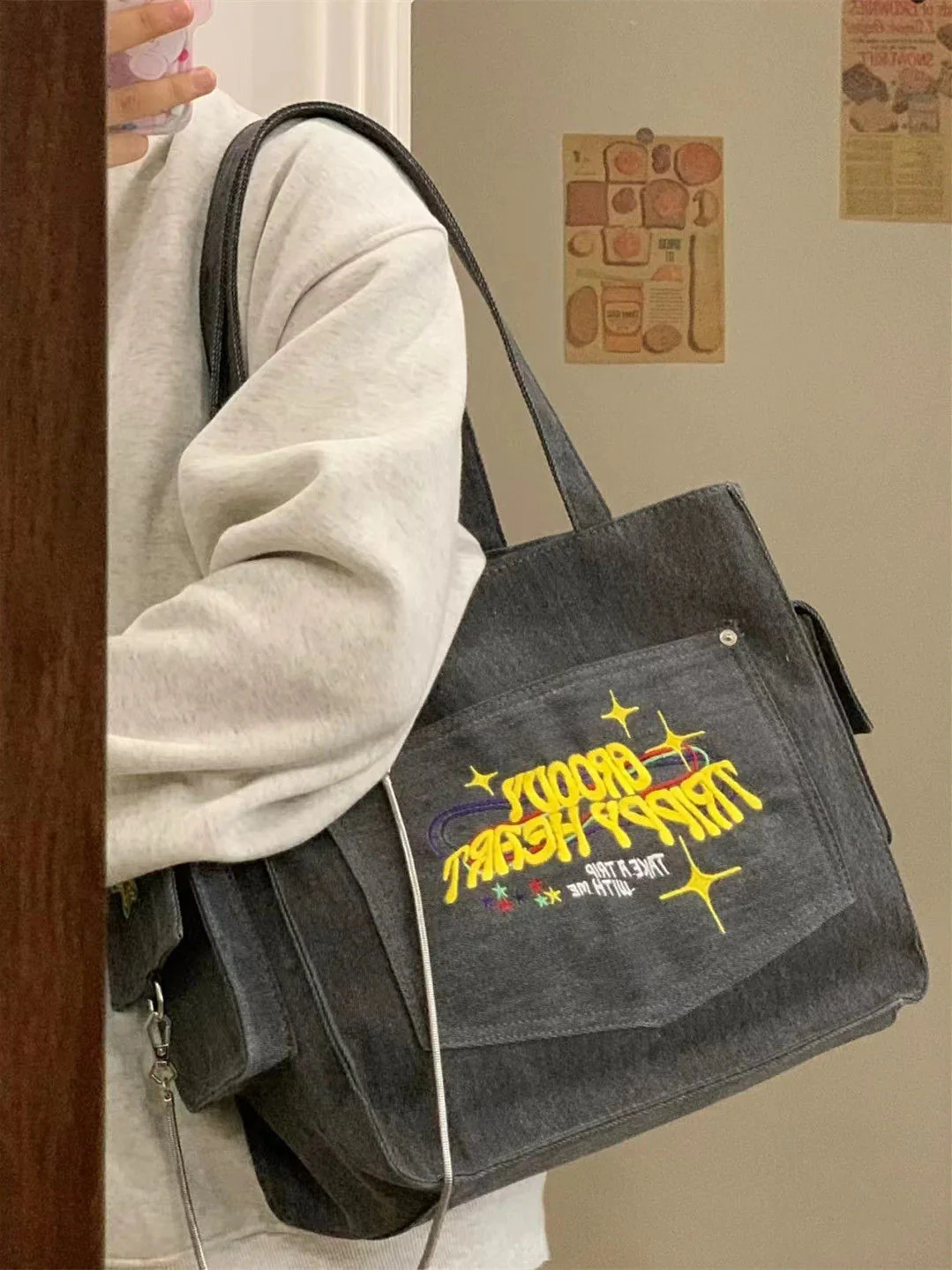 Retro Vintage Bag - Image 3