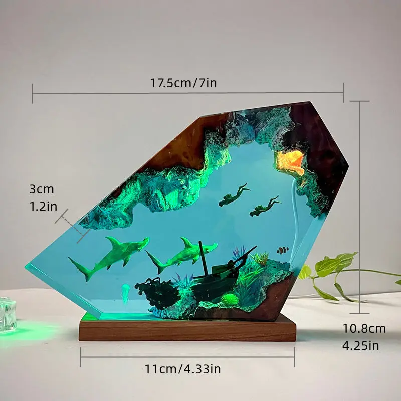 Sea Underwater Resin Statue Lamp - Image 18