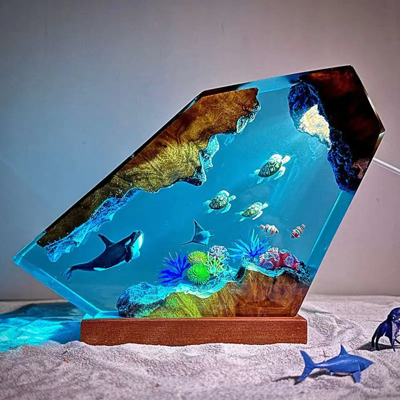 Sea Underwater Resin Statue Lamp - Image 2