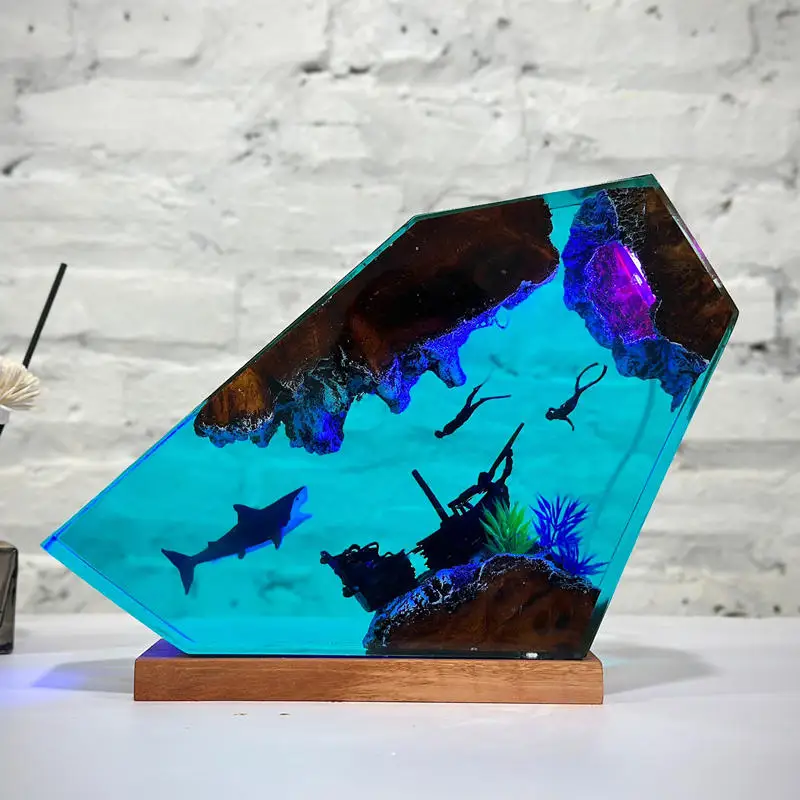 Sea Underwater Resin Statue Lamp - Image 7