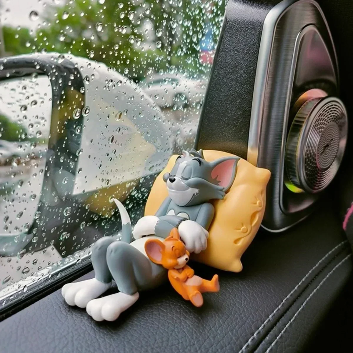 Cat & Mouse Decorations