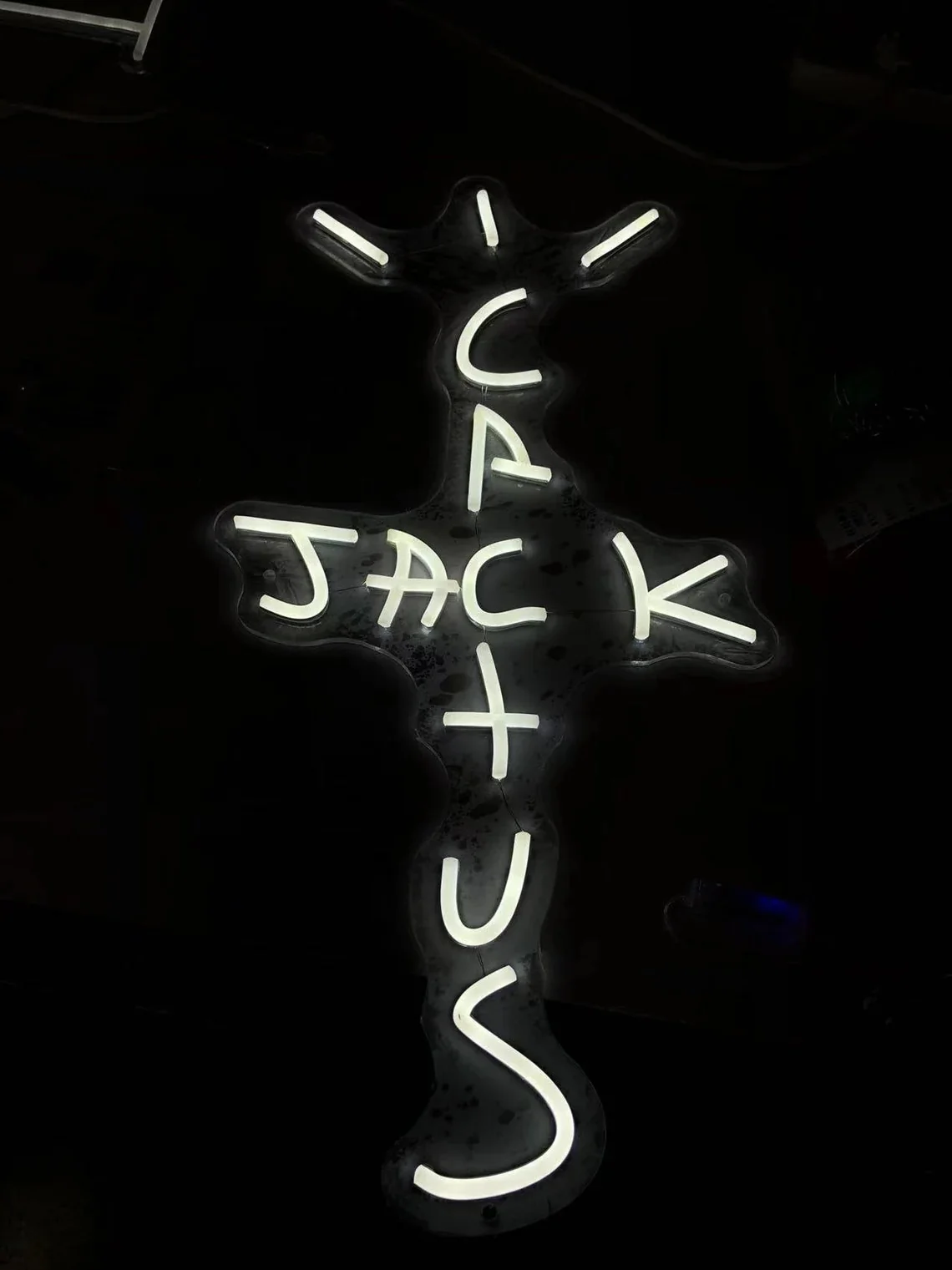 Travis LED Light - Image 6