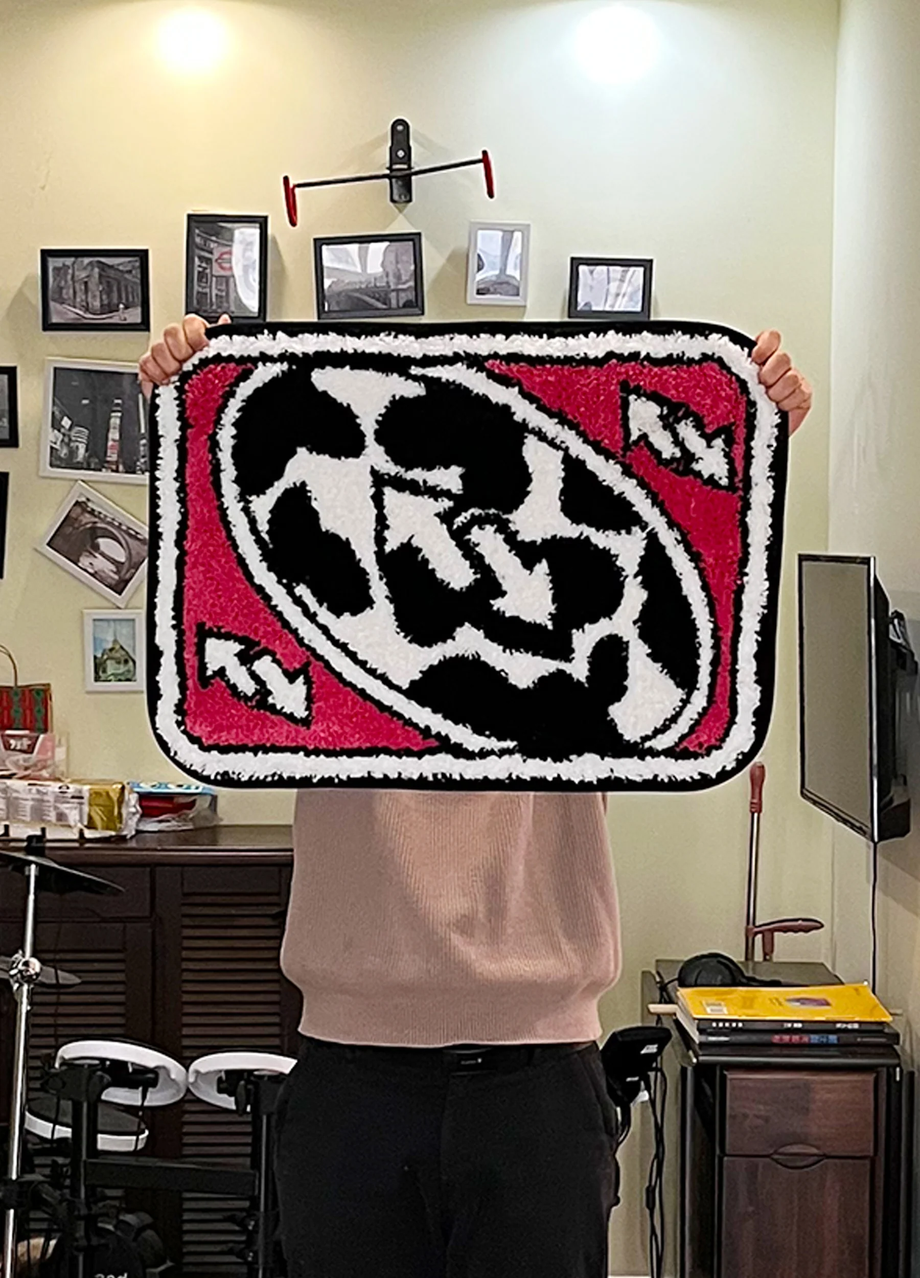 UNO Reverse Card Rug - Image 6
