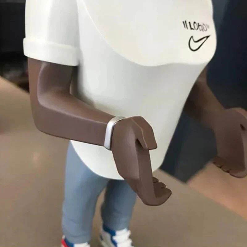 Streetwear figure - Image 5